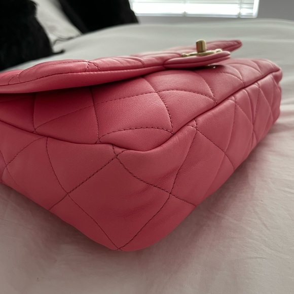 CHANEL 🩷 22S Large Quilted Pink Lambskin Leather Funky Town Flap Bag - Picture 15 of 16